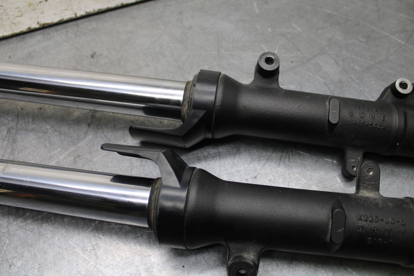 19-22 KAWASAKI Z400 FRONT FORKS SHOCK SUSPENSION SET PAIR BB708