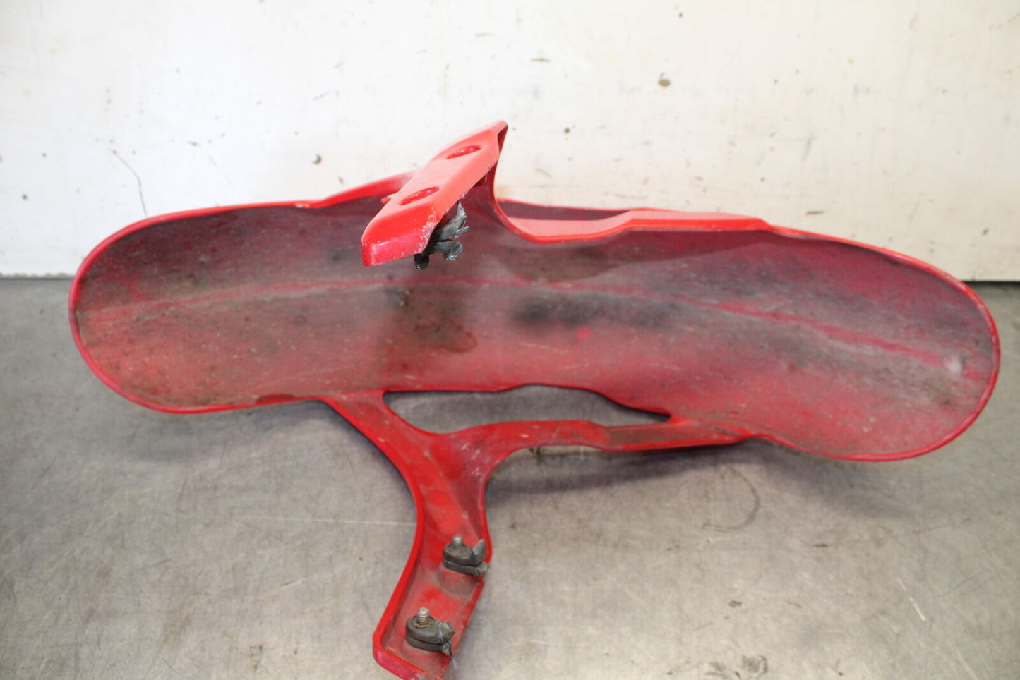 06-07 DUCATI MONSTER 695 FRONT WHEEL FENDER COWL FAIRING BB674
