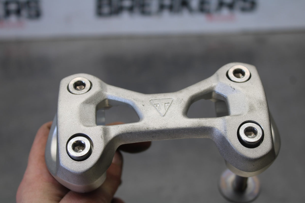 20 TRIUMPH STREET TRIPLE 765 HANDLEBAR RISERS BB864
