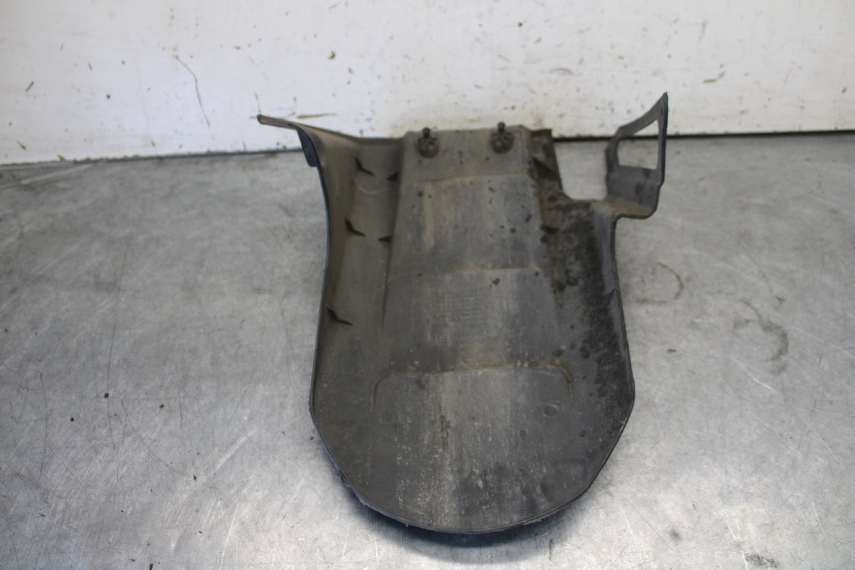 03-04 KAWASAKI NINJA ZX6RR REAR BACK WHEEL TIRE HUGGER FENDER BB684
