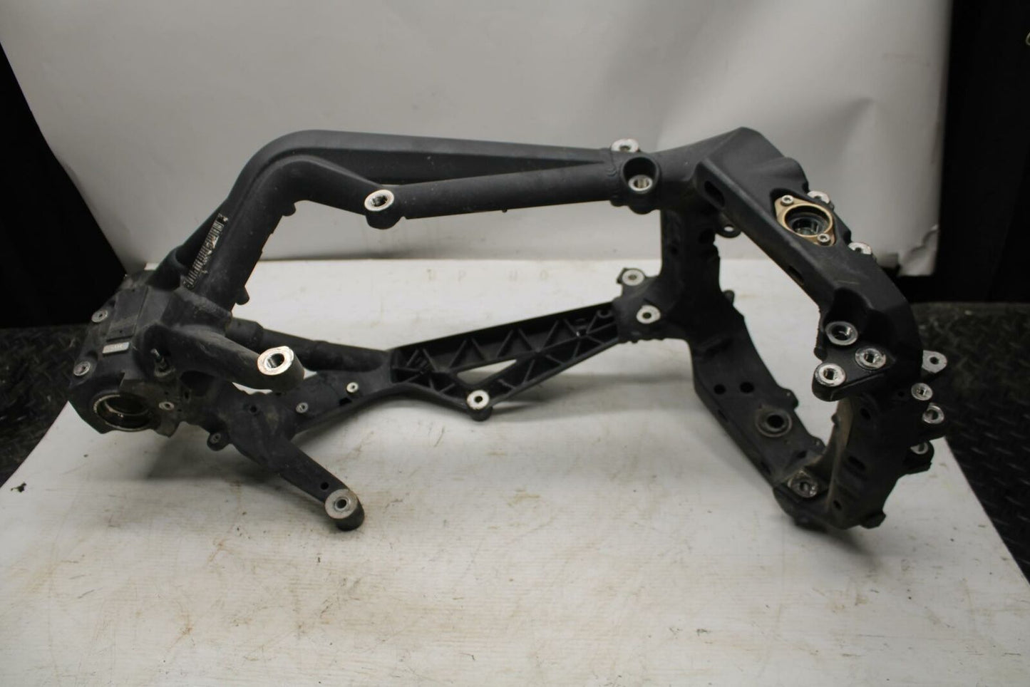 07-16 TRIUMPH STREET TRIPLE FRAME CHASSIS BB356