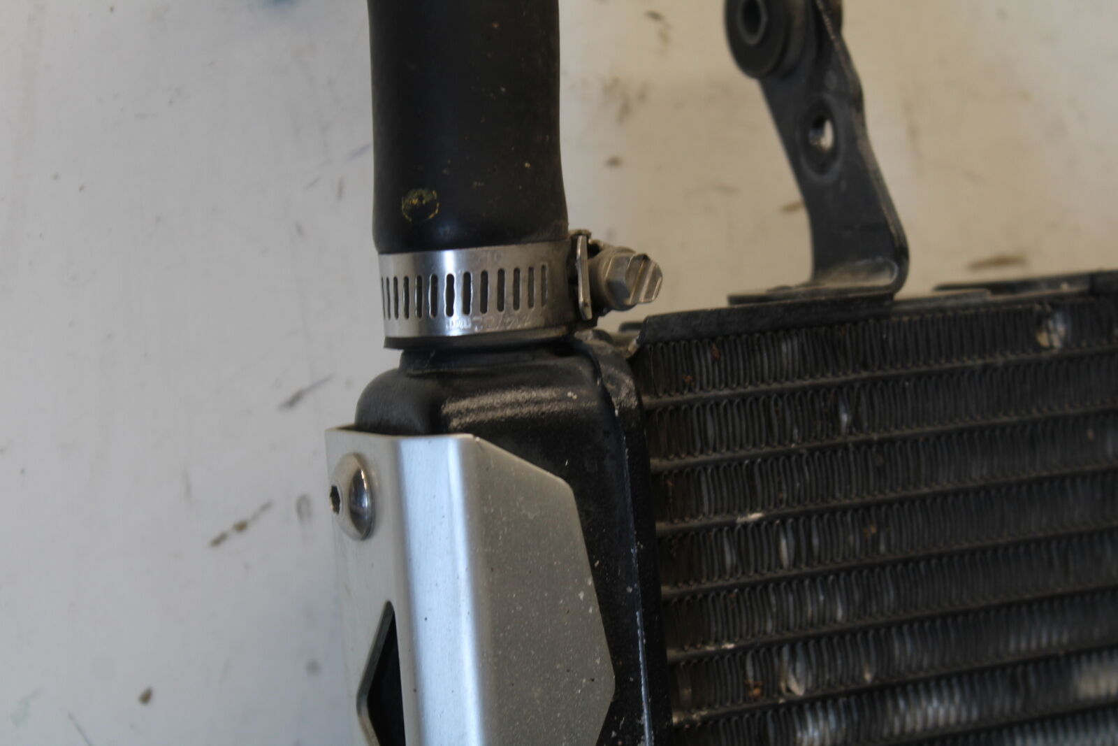 03-07 SUZUKI SV1000S ENGINE RADIATOR MOTOR COOLER COOLING RADIATER BB657