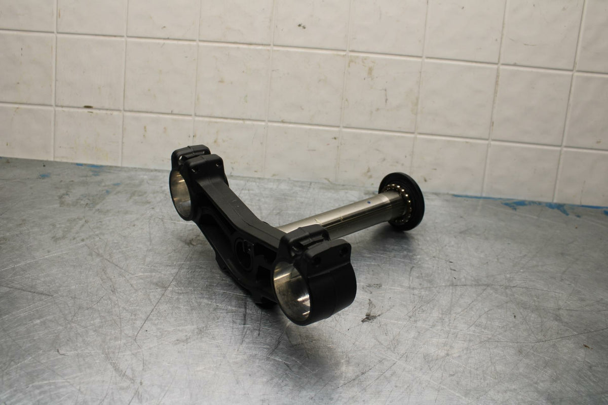 10-13 KAWASAKI Z1000 FRONT FORKS CLAMP LOWER TRIPLE TREE STEM BB421