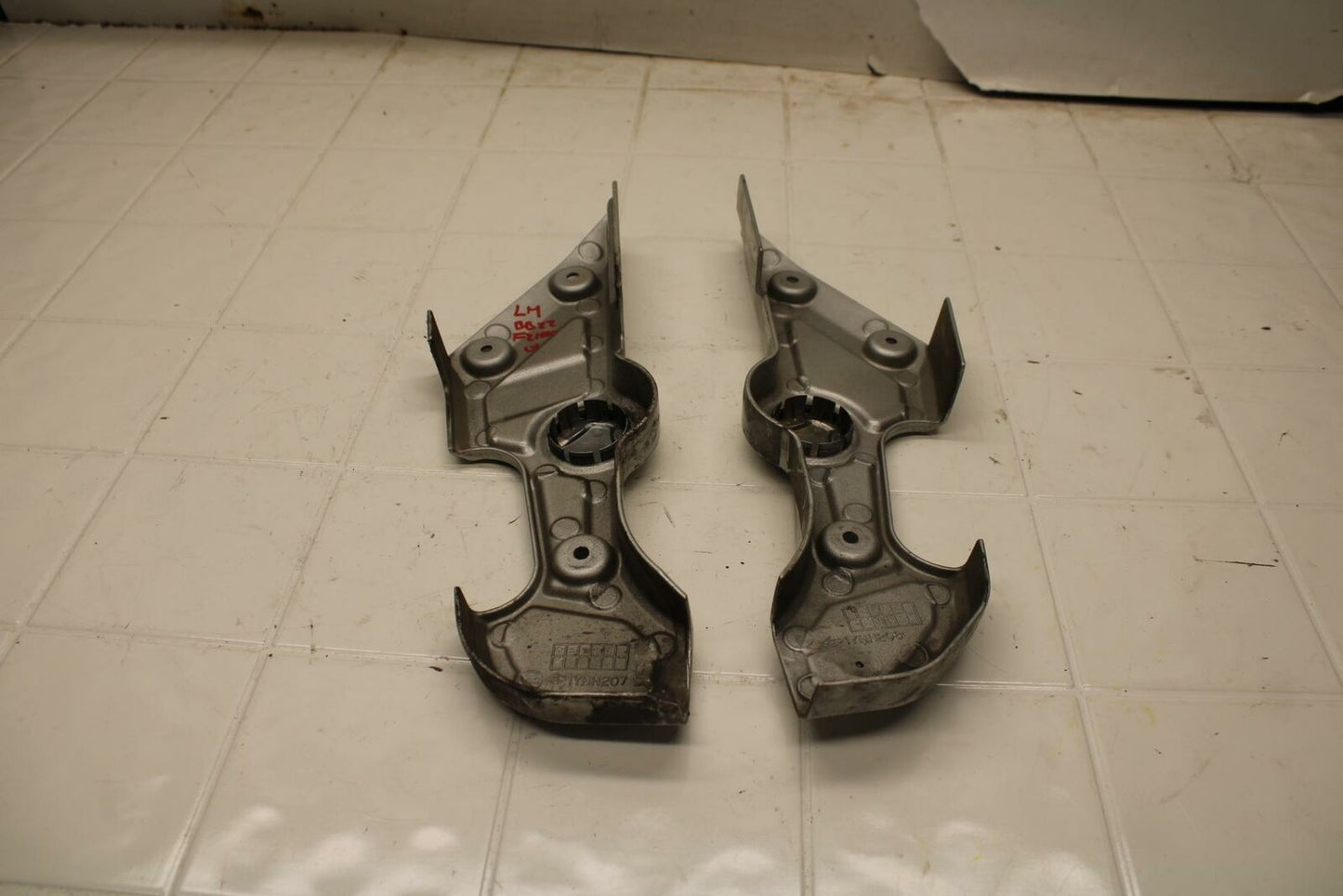 01-05 YAMAHA FZS1000 RIGHT LEFT FRAME MID SIDE COVERS COWLS PANELS TRIM BB 04