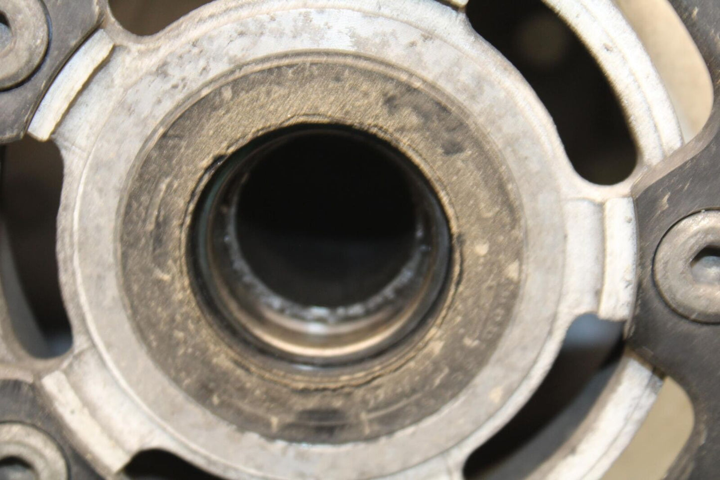 1999 Suzuki GSXR600 REAR WHEEL AND ROTOR BACK BRAKE DISC BB580