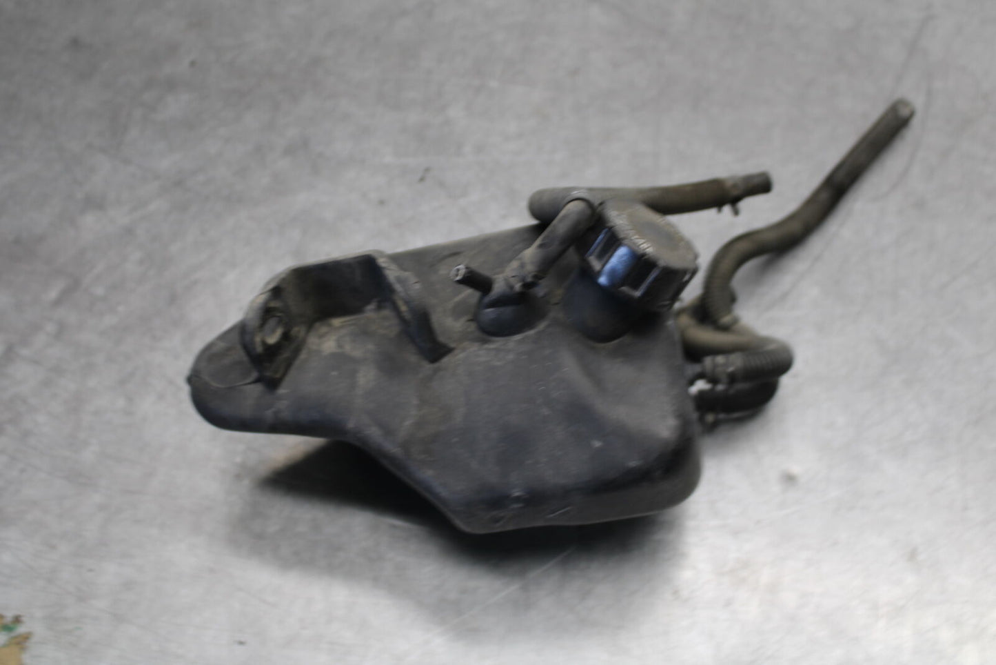 85-86 SUZUKI MADURA 1200 COOLANT WATER TANK RESERVOIR BOTTLE BB691