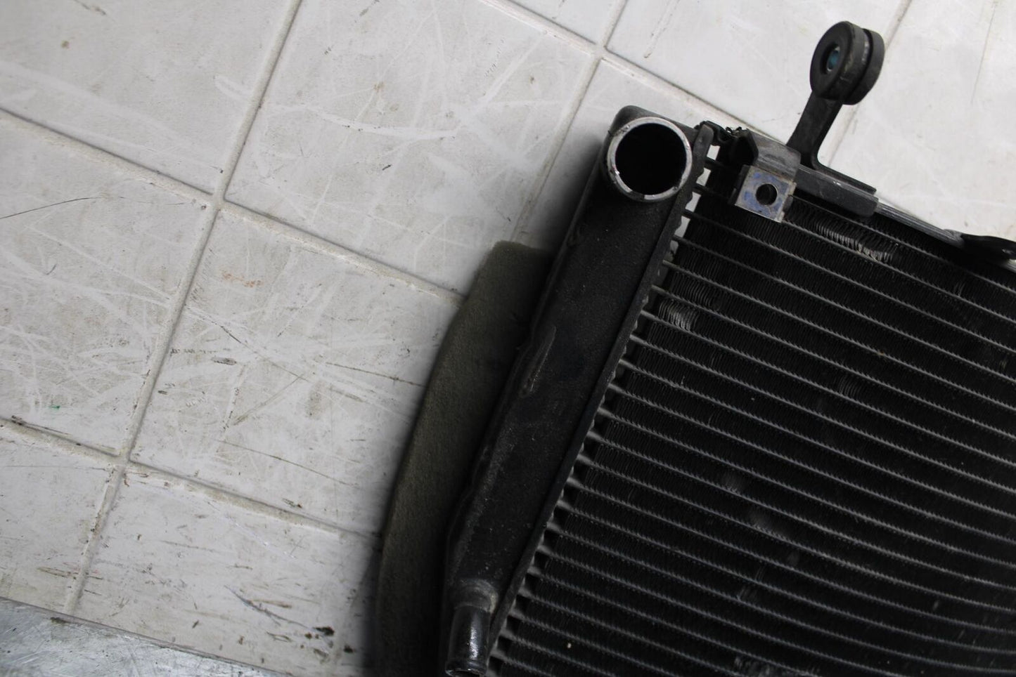 2003 Yamaha YZF R6 ENGINE RADIATOR MOTOR COOLER COOLING RADIATER BB539