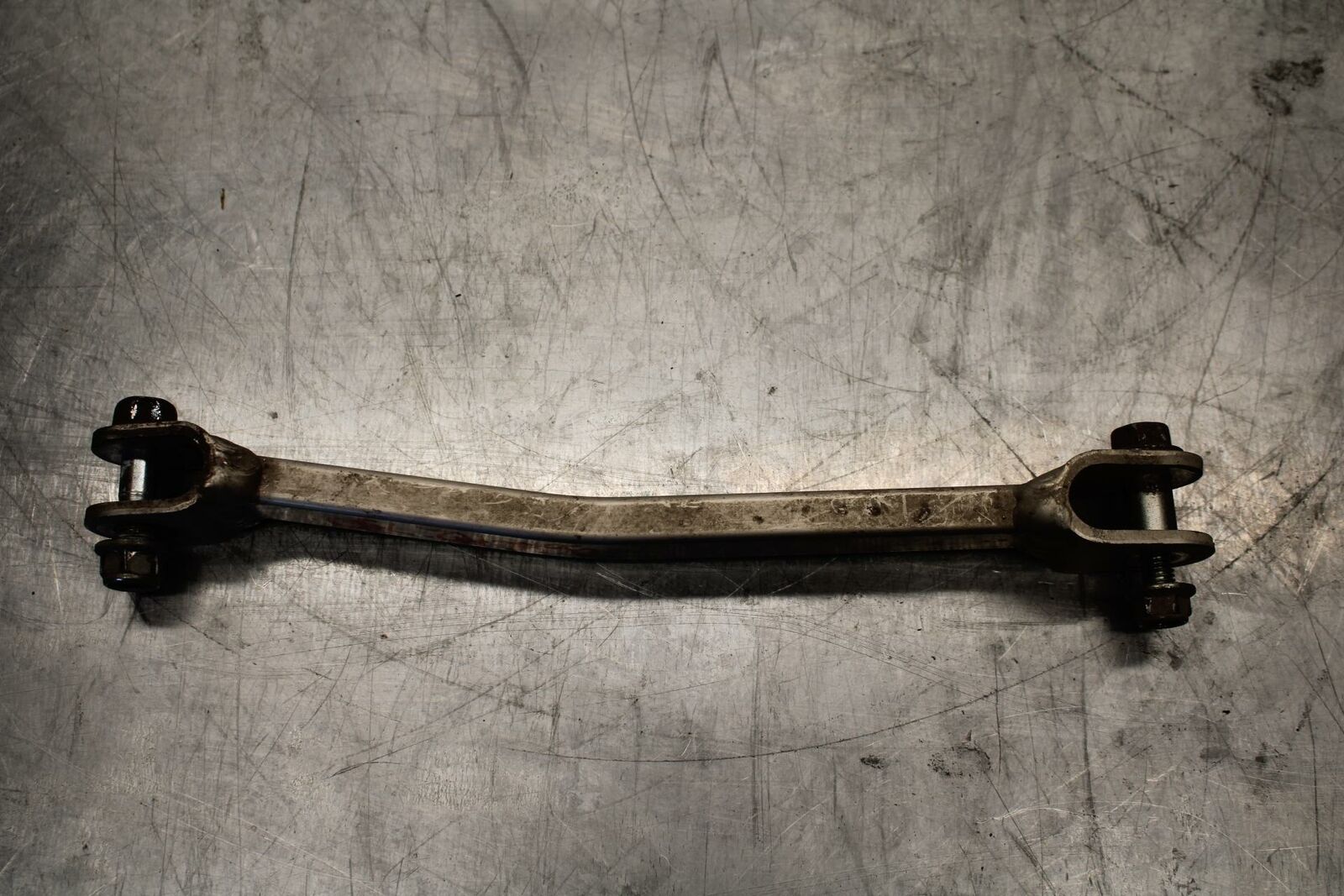 01-02 SUZUKI GSXR750 REAR BACK BRAKE TORQUE ROD SHAFT BAR BB28