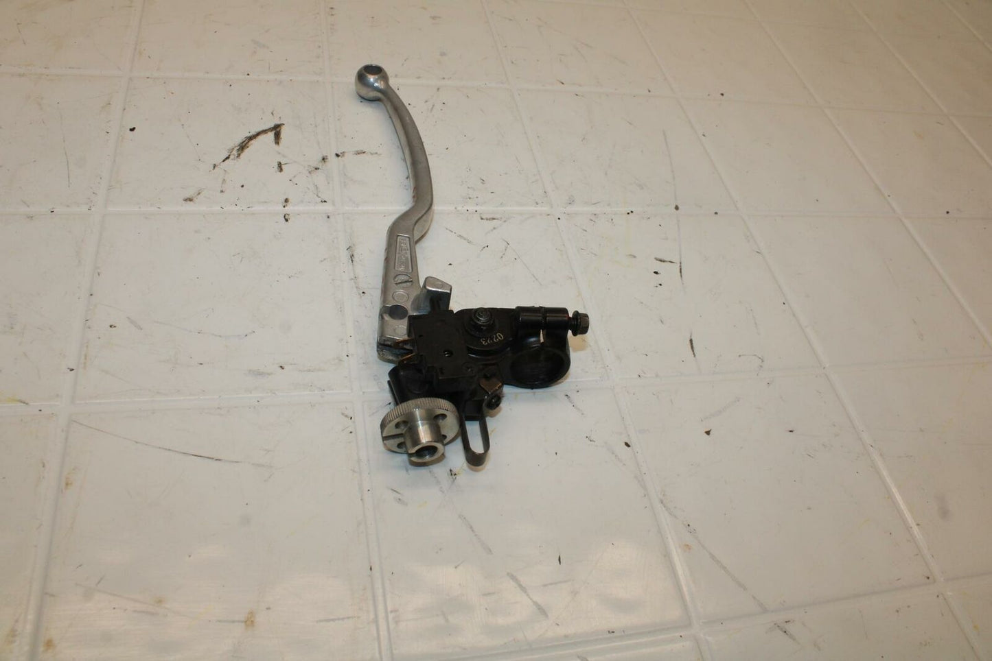 01 YAMAHA YZF R1 CLUTCH PERCH MOUNT WITH LEVER BB25