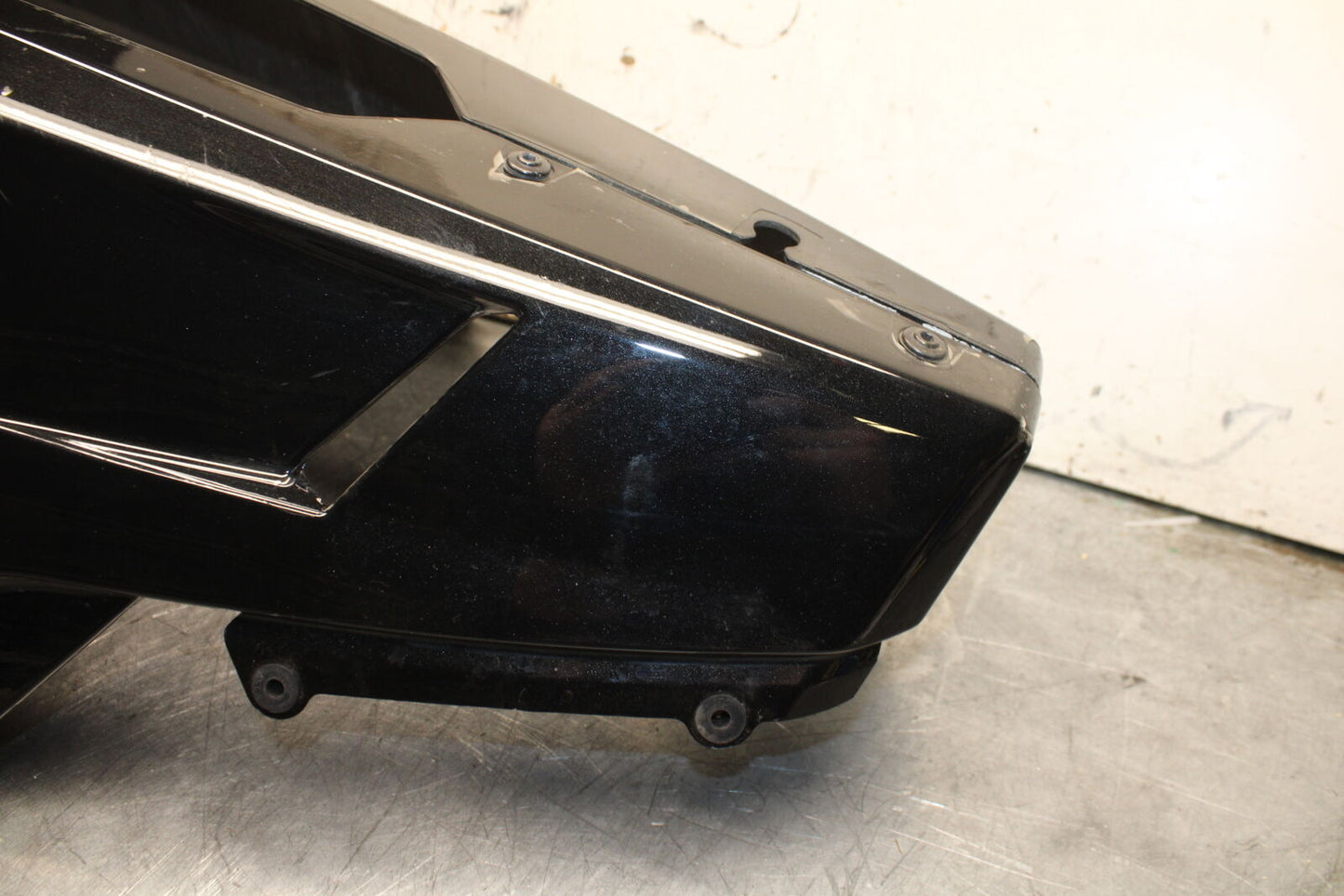 08-13 DUCATI 848 EVO LOWER BOTTOM BELLY FAIRING COWL BB667