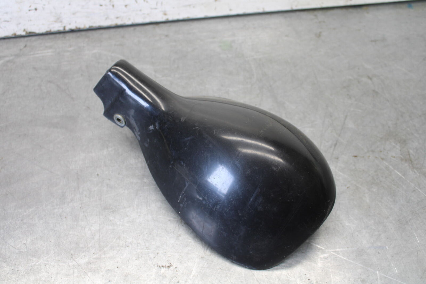01-06 TRIUMPH TIGER 955I LEFT HANDLEBARS GUARD BB693