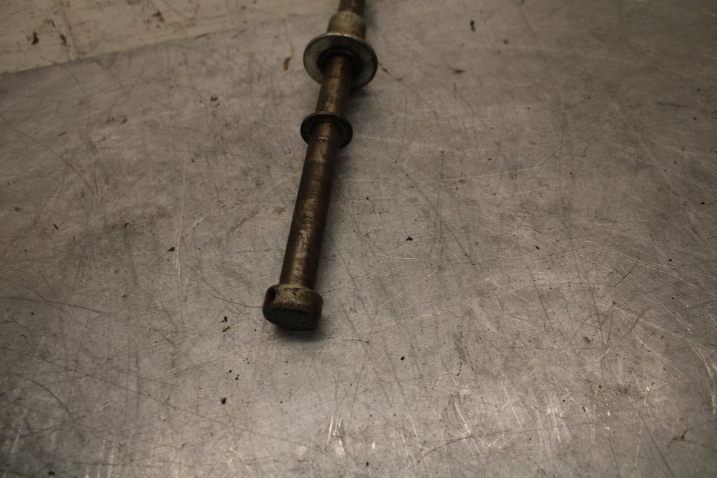 82-83 SUZUKI GS1100GL FRONT WHEEL RIM AXLE PIVOT BOLT BB30