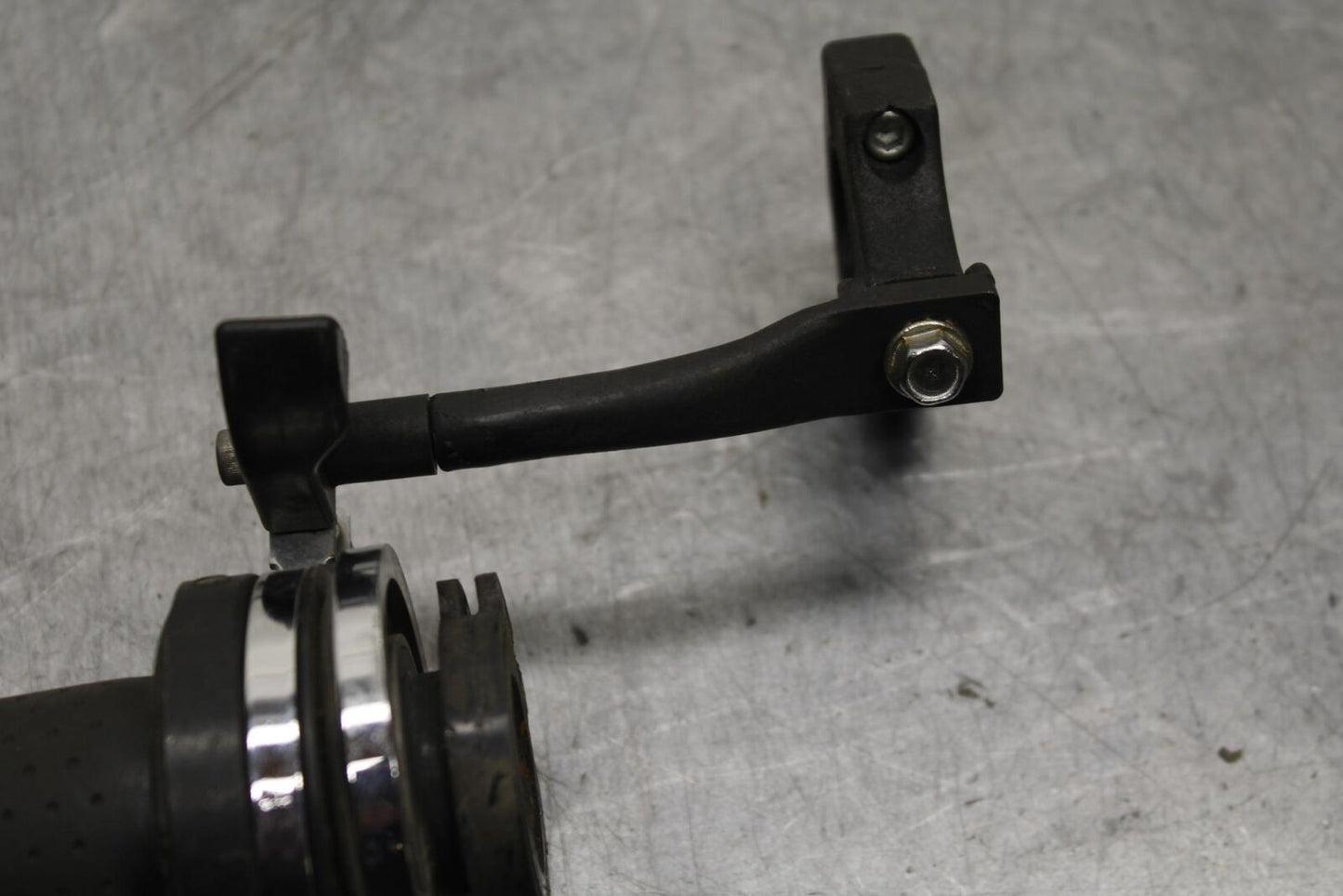 93-07 YAMAHA VMAX 1200 RIGHT THROTTLE GRIP BB634