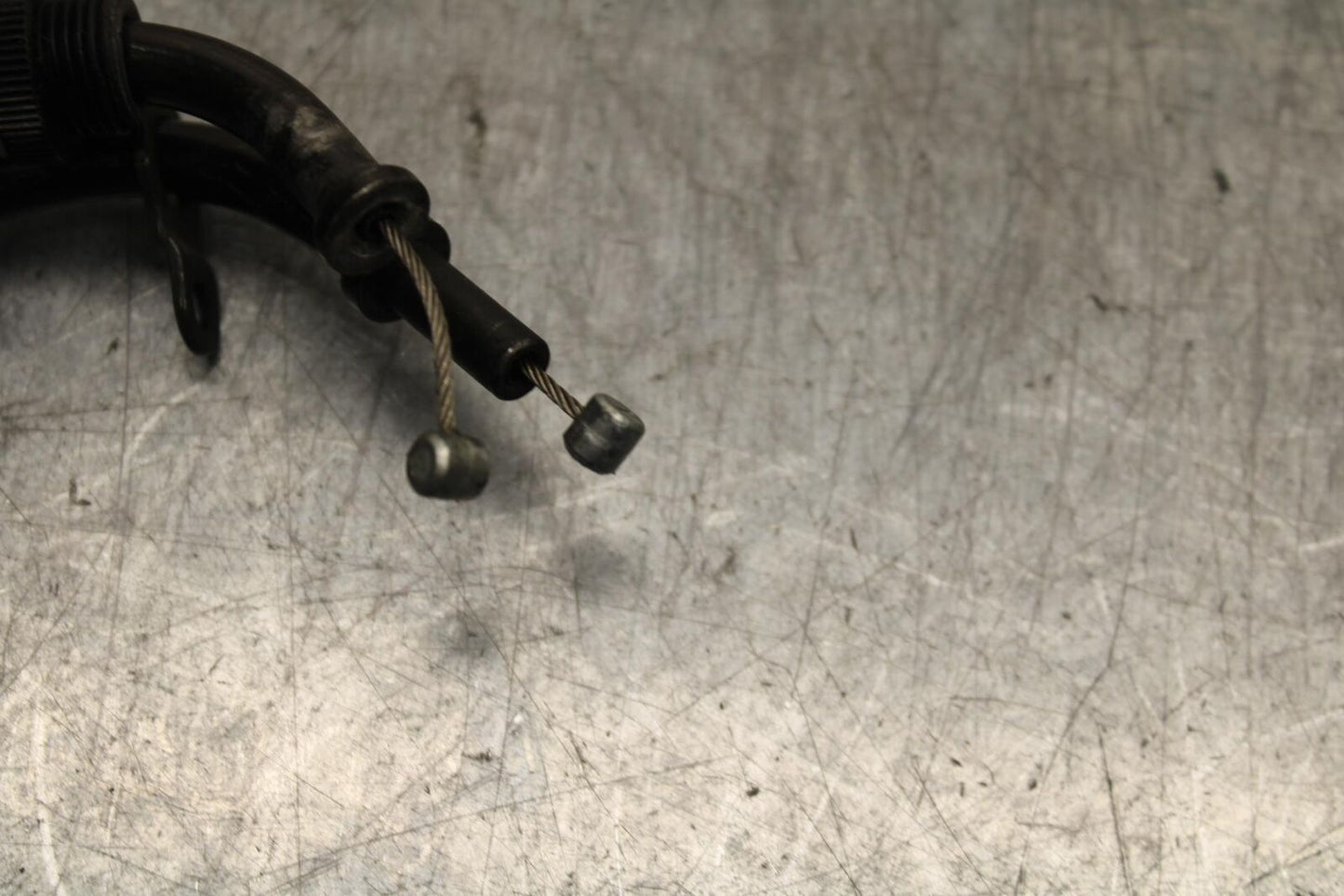 01 SUZUKI GSXR1000 THROTTLE CABLES LINES BB100