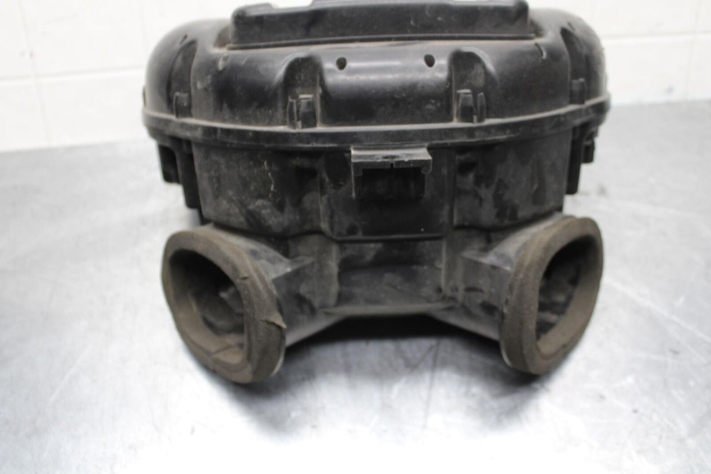 2008 Suzuki GSXR600 AIRBOX AIR INTAKE FILTER BOX 13700-01H10 BB593