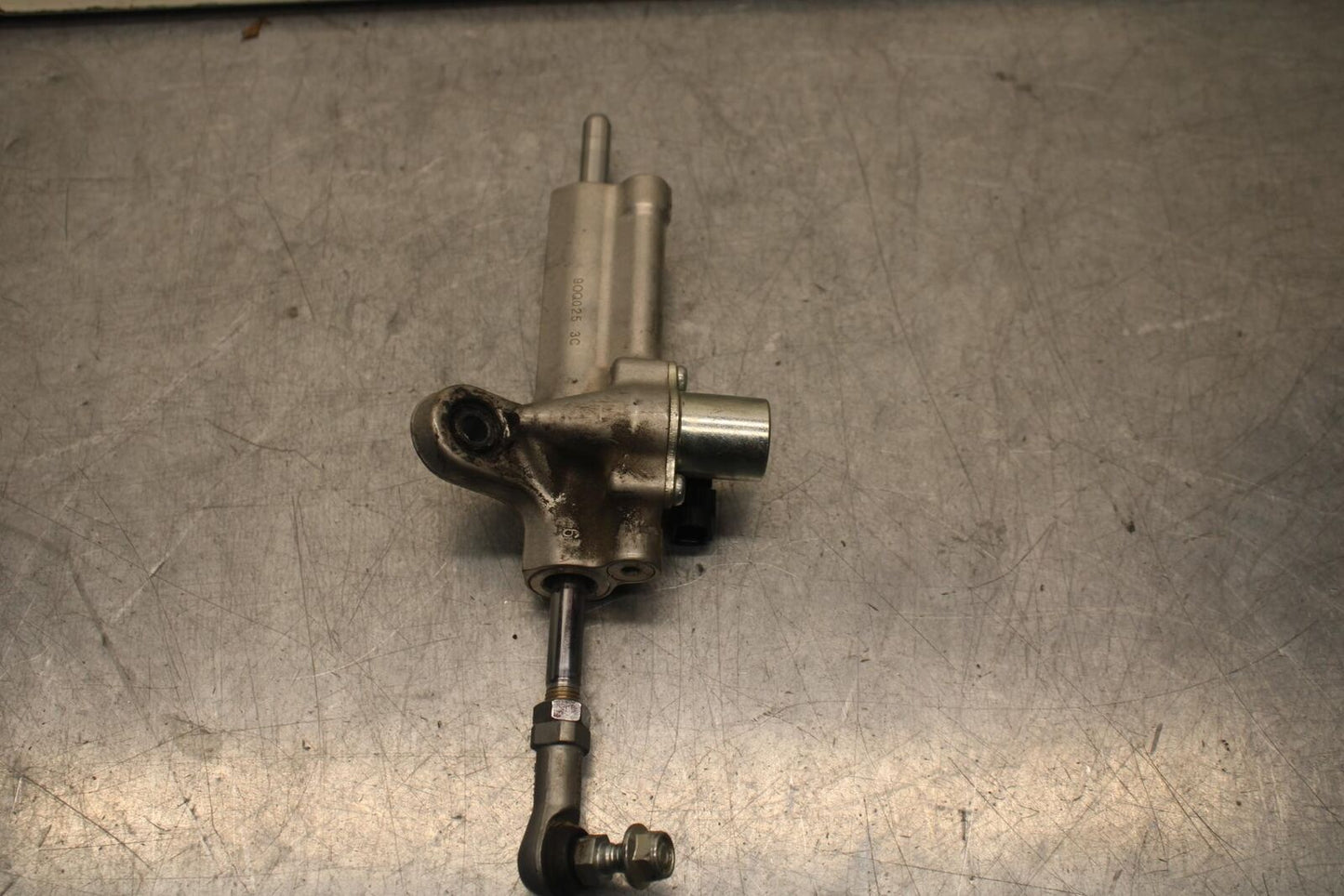 2011 Suzuki GSXR600 STEERING DAMPER STABILIZER 51750-21H10 BB602