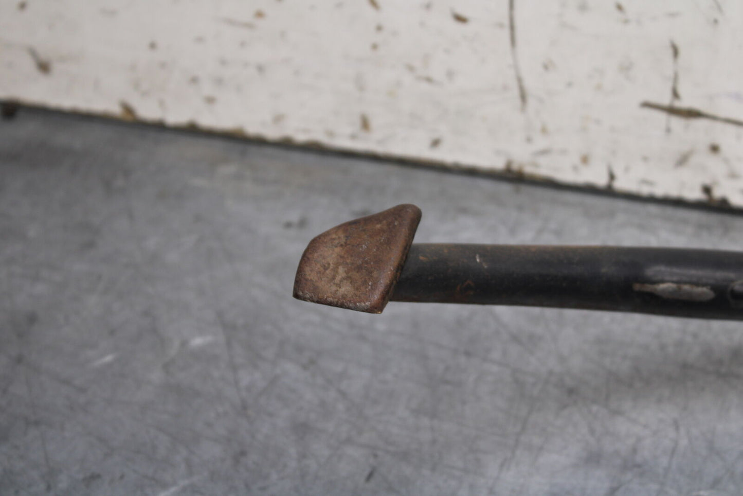 79-82 HONDA CB650 CENTER MAIN STAND BB107