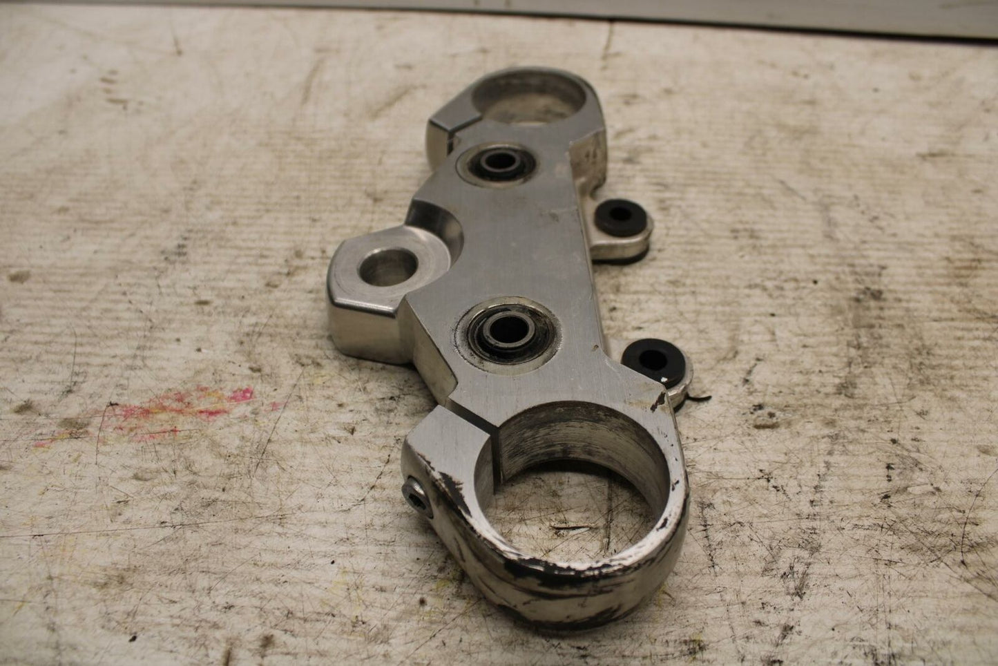 00-04 SUZUKI MARAUDER 800 VZ800 FORKS UPPER TRIPLE TREE CLAMP BB305