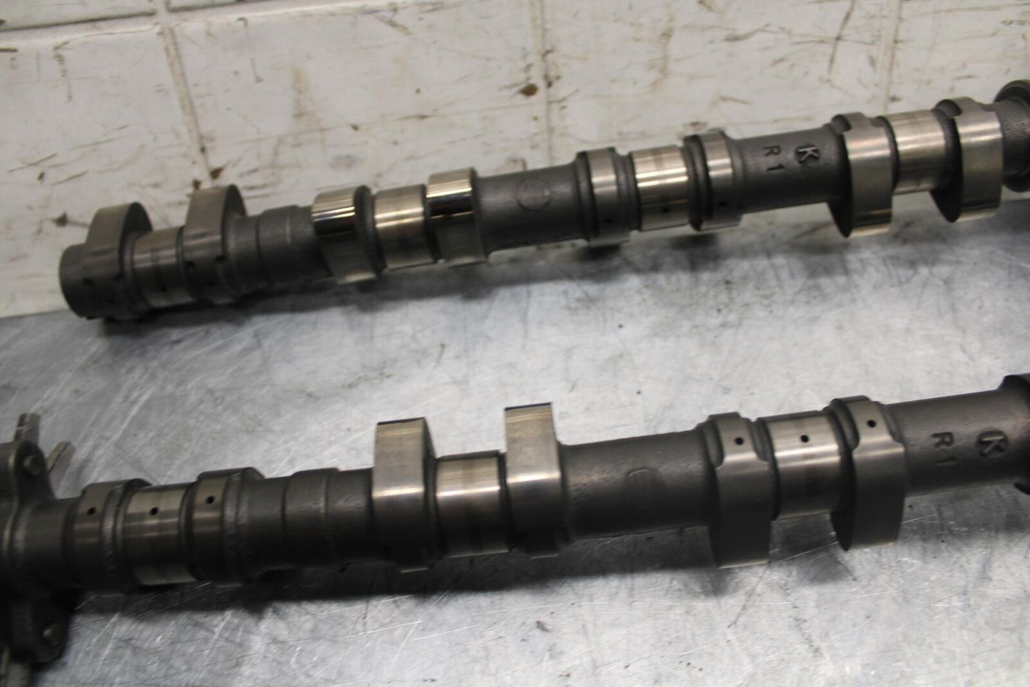 1999 Honda CBR600F4 CAMSHAFT CAMS CAM SHAFTS BB33