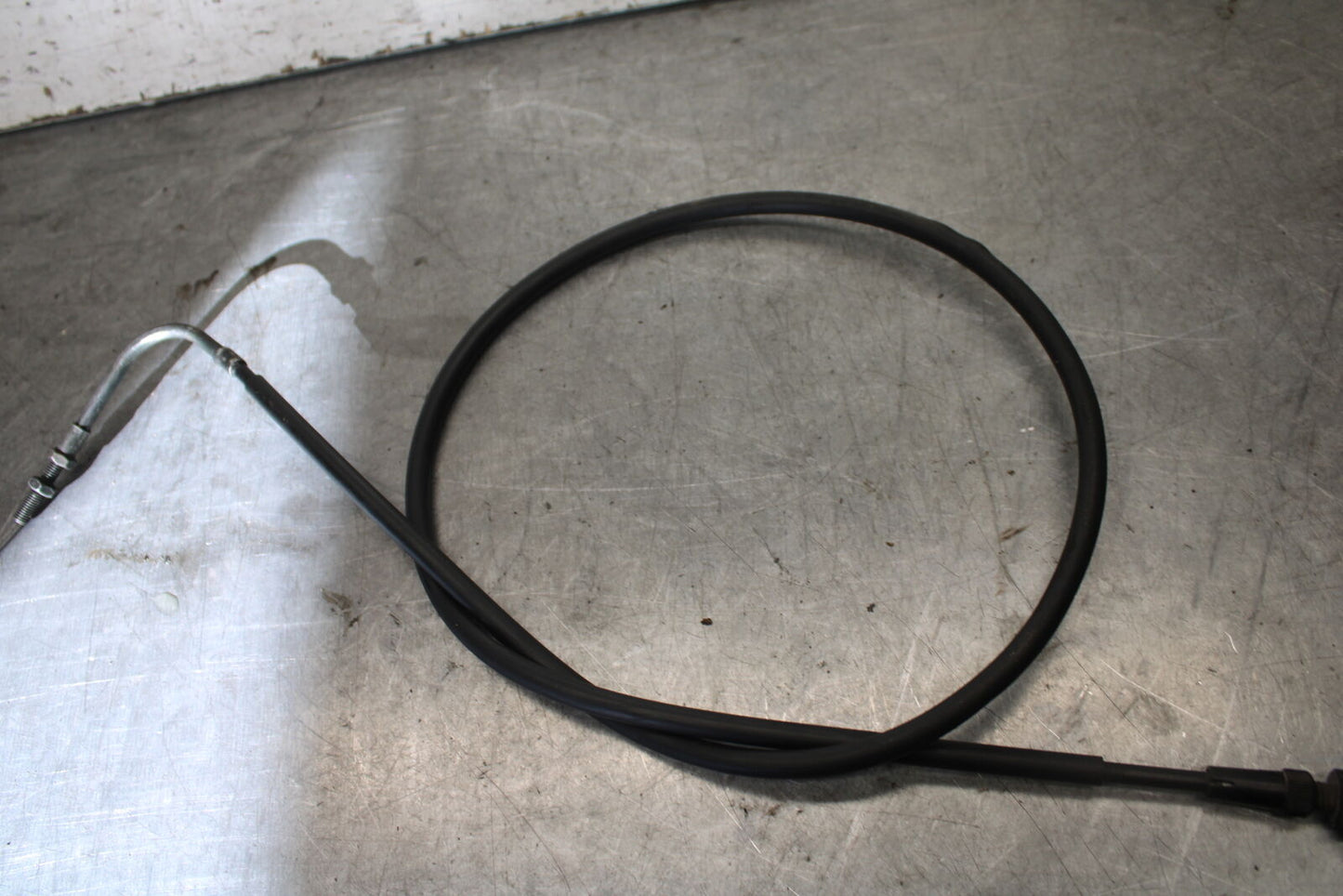 01-06 TRIUMPH TIGER 955I THROTTLE CABLES LINES BB693