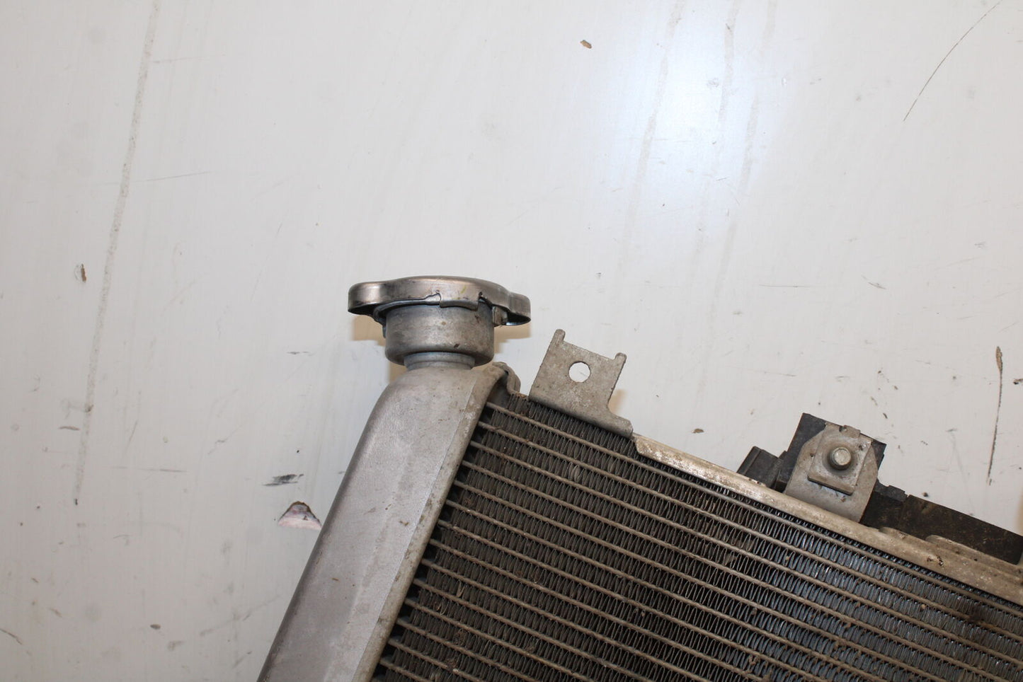 24 KAWASAKI NINJA 500 ABS ENGINE RADIATOR MOTOR COOLER COOLING RADIATER BB744