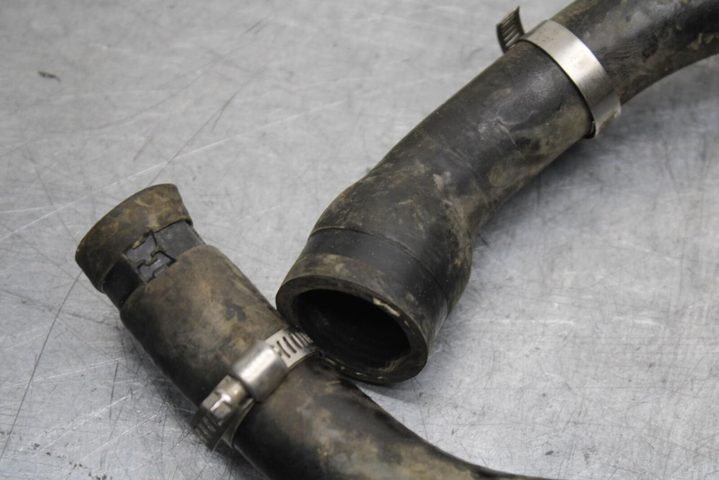 08-11 TRIUMPH SPEED TRIPLE RADIATOR HOSES ENGINE COOLANT WATER PIPES HOSE BB102