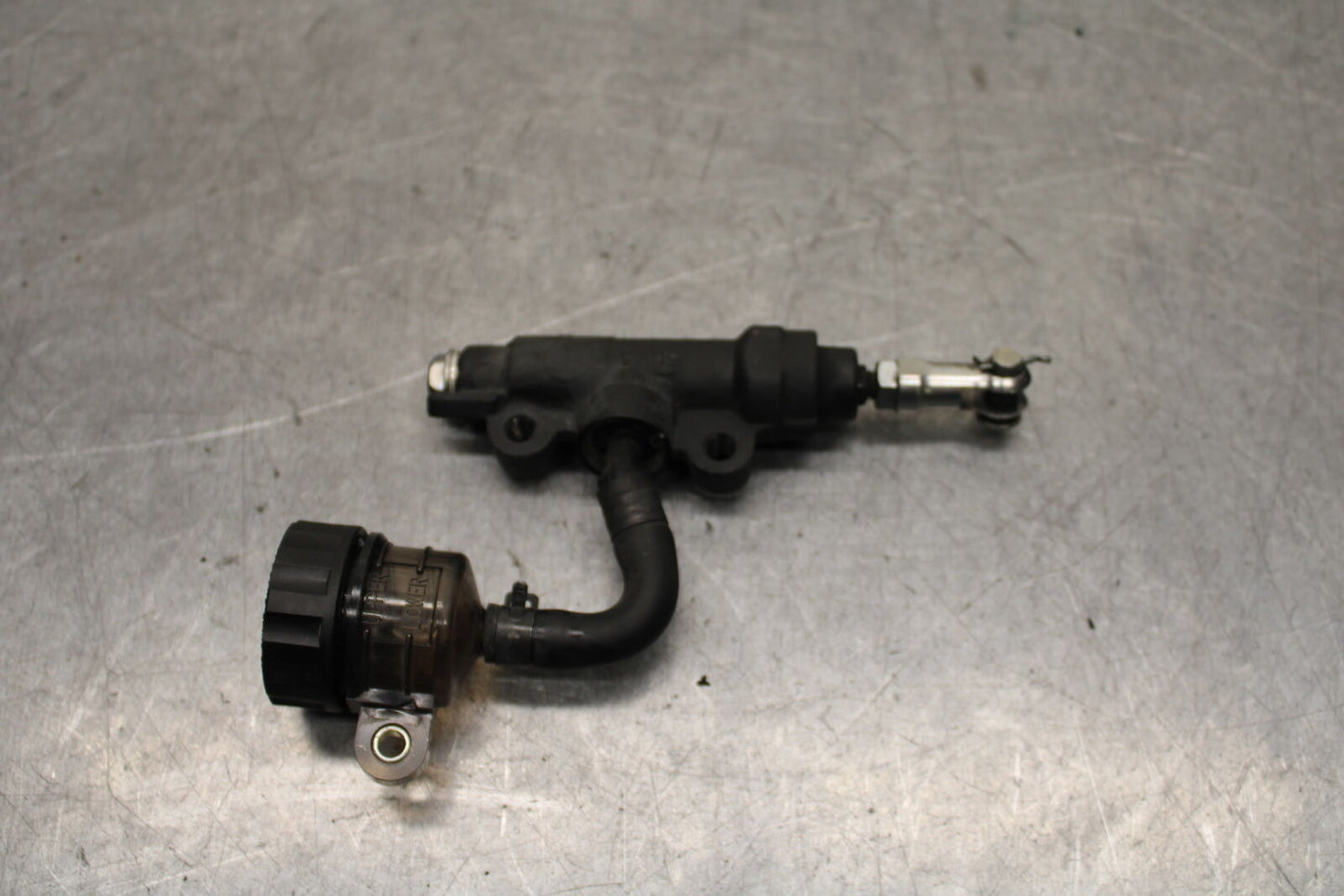 16 KAWASAKI NINJA ZX10R REAR BRAKE MASTER CYLINDER W RESERVOIR 43015-0640 BB650