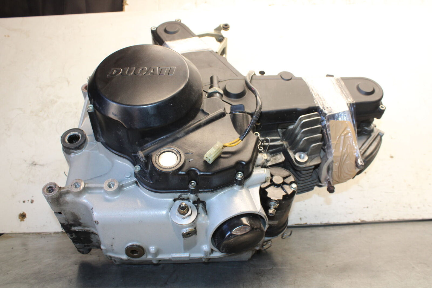 06-07 DUCATI MONSTER 695 ENGINE MOTOR BB674