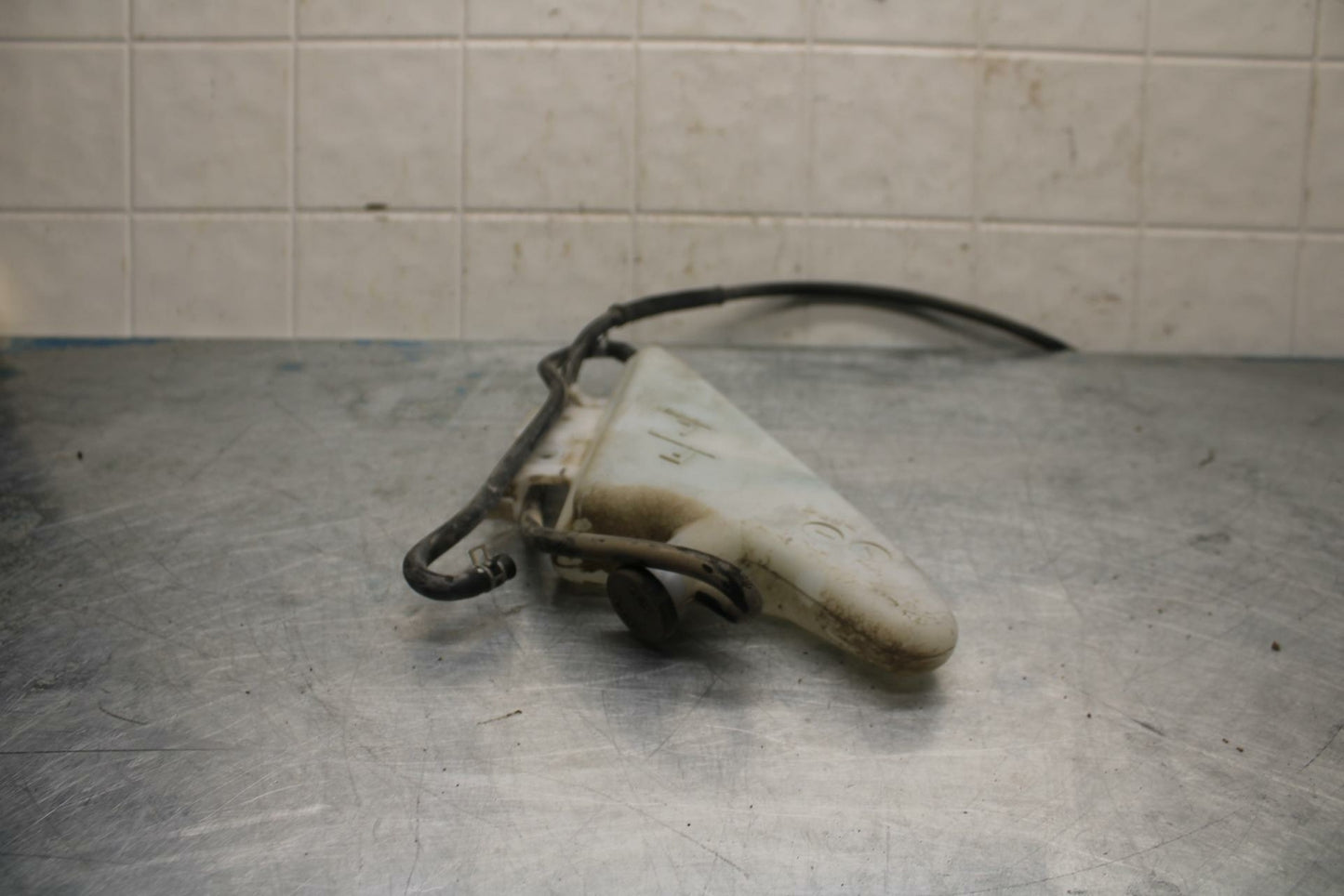 11-22 SUZUKI GSXR600 COOLANT WATER TANK RESERVOIR BOTTLE BB422