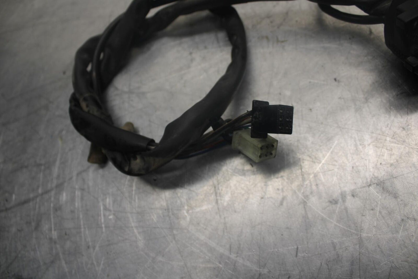 98-99 HONDA CBR900RR LEFT CLIP ON HANDLE HORN SIGNALS SWITCH SWITCHES BB458