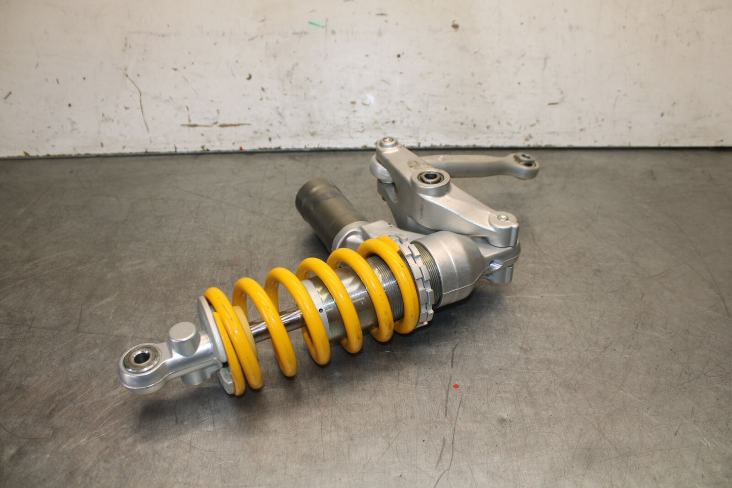 12-15 DUCATI 1199 PANIGALE REAR BACK SHOCK ABSORBER SUSPENSION BB705