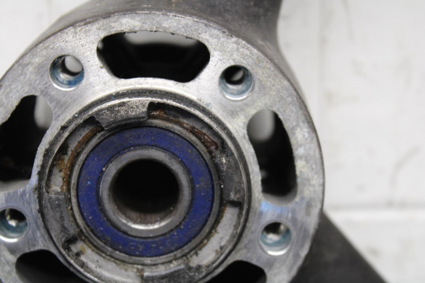 1997 Suzuki Bandit 1200 GSF1200S FRONT WHEEL BB559
