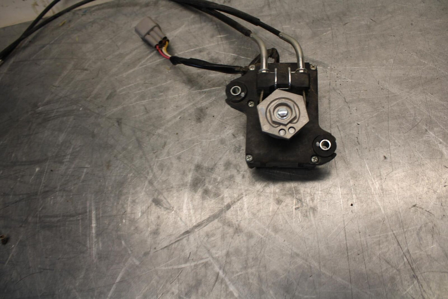 15-21 SUZUKI GSXR600 EXHAUST VALVE SERVO MOTOR BB463