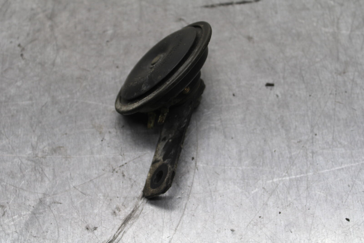 03-04 TRIUMPH DAYTONA 600 HORN SIGNAL BB745