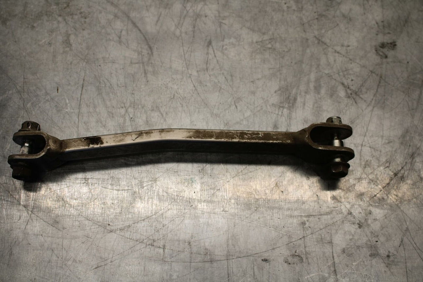 01-02 SUZUKI GSXR750 REAR BACK BRAKE TORQUE ROD SHAFT BAR BB28