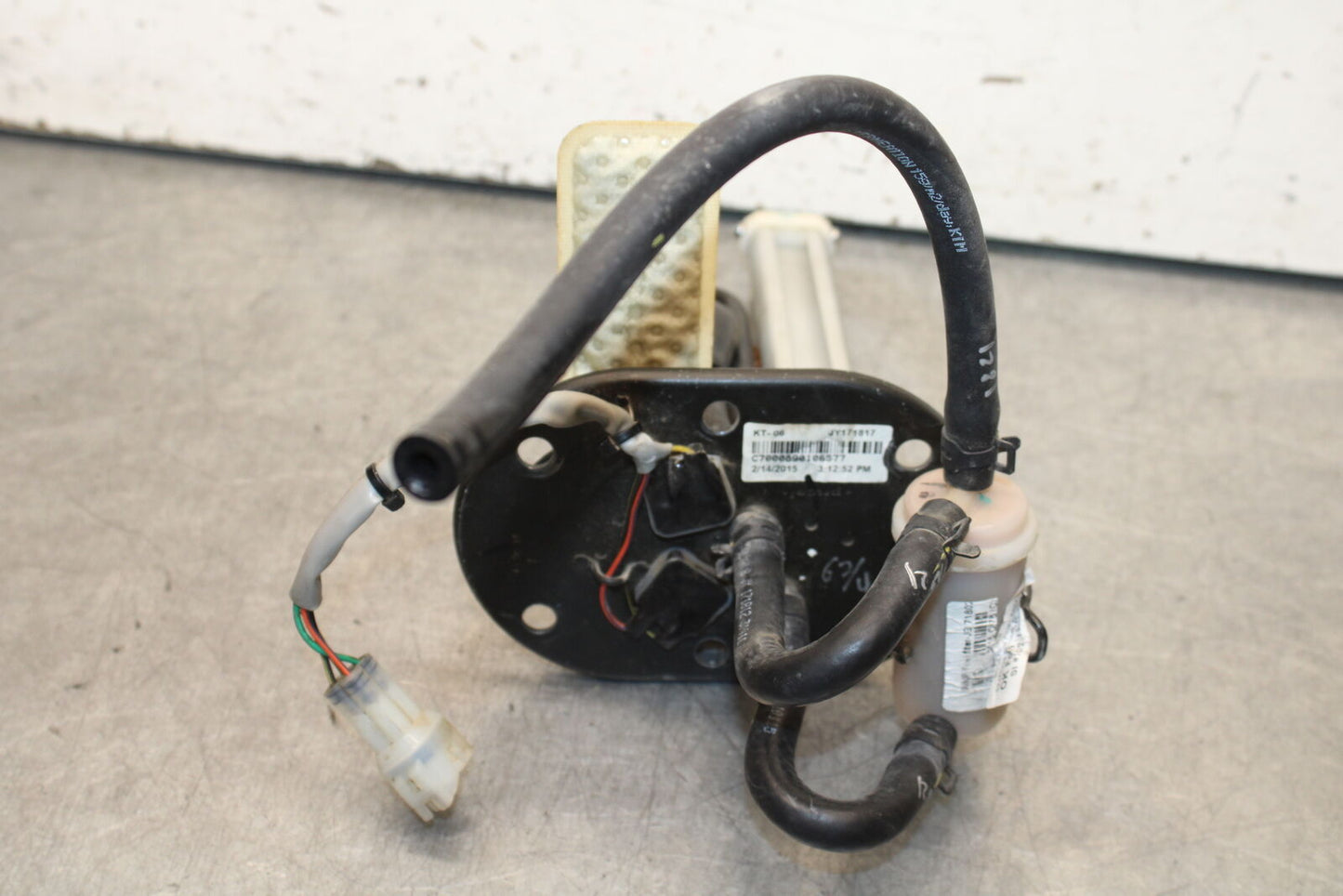 16-24 KTM 390 RC FUEL PUMP GAS PETROL SENDER UNIT BB648