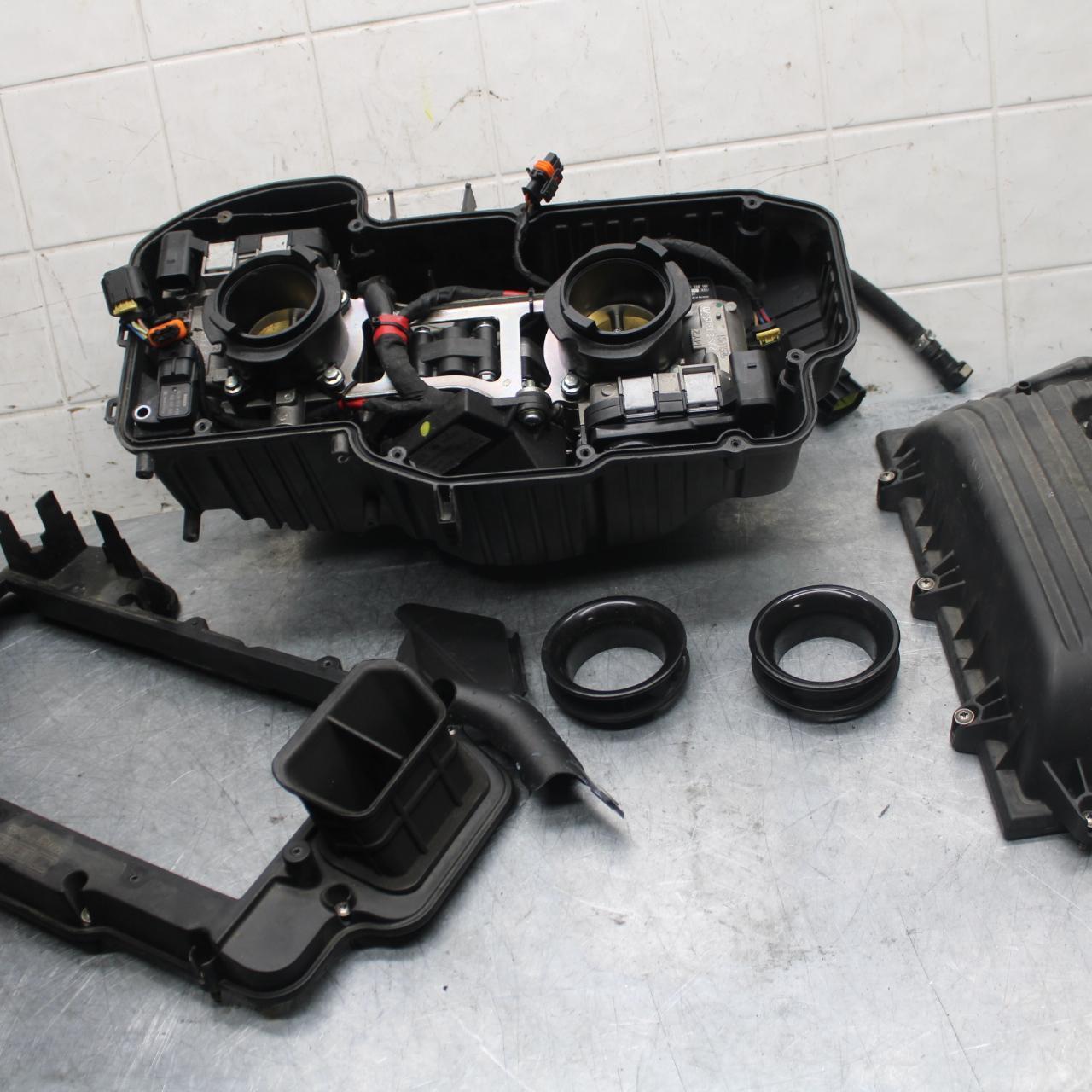 2009 Aprilia Shiver 750 SL750 AIRBOX AIR INTAKE FILTER BOX W INJECTORS BB506