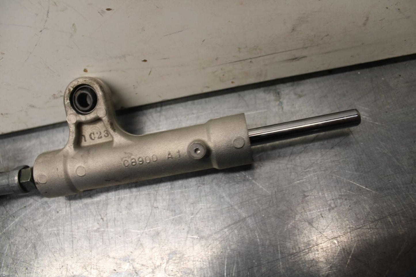 01 SUZUKI GSXR1000 STEERING DAMPER STABILIZER 51750-40F10 BB100