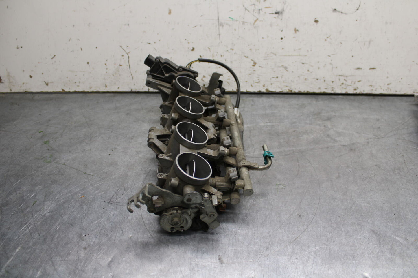 06-07 SUZUKI GSXR 600 MAIN FUEL INJECTORS / THROTTLE BODIES BB737