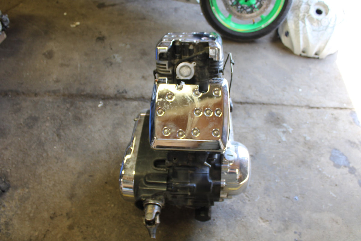 04 KAWASAKI VULCAN 1500 ENGINE MOTOR BB762