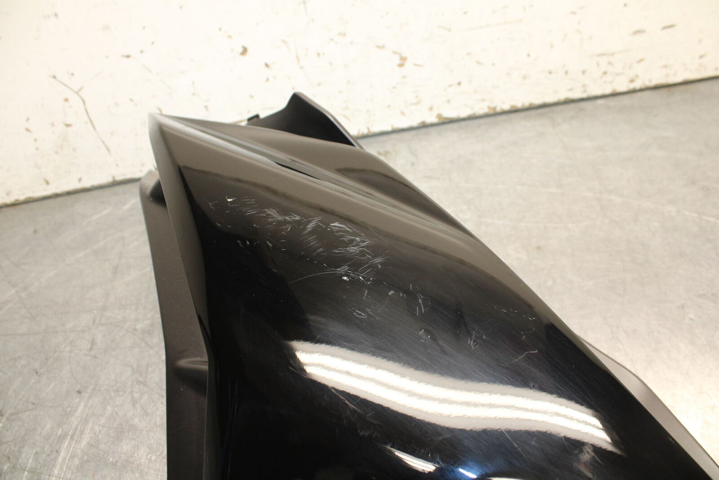 21-24 APRILIA TUONO 660 FACTORY LEFT FRONT UPPER MID SIDE FAIRING PLASTIC BB733
