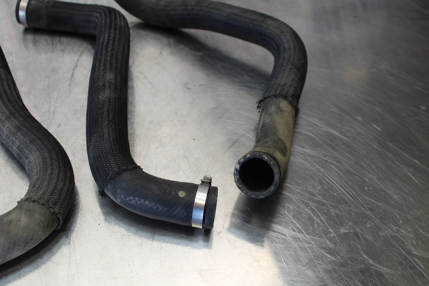 11 SUZUKI GSXR1000 RADIATOR HOSES ENGINE COOLANT WATER PIPES HOSE KIT SET BB142