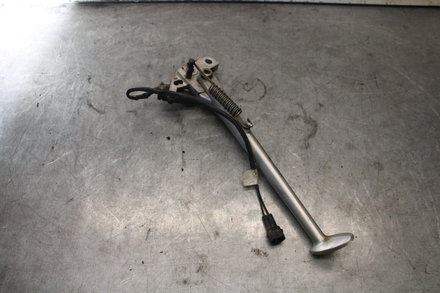 07-08 TRIUMPH DAYTONA 675 KICKSTAND SIDE KICK STAND T2082011 T2082013 BB685