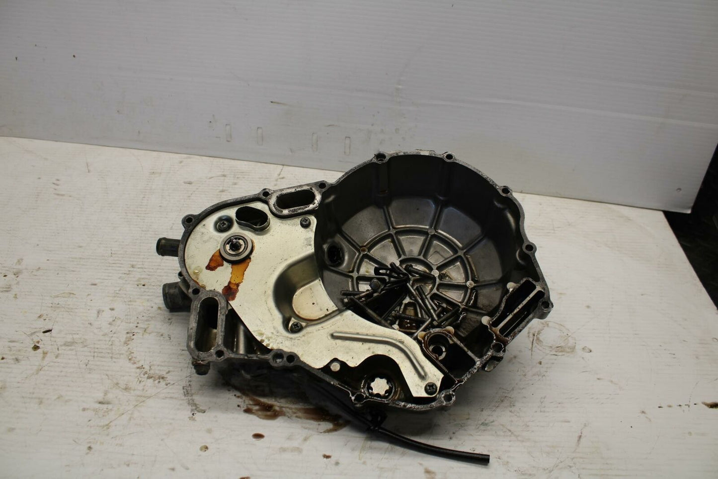 03-05 SUZUKI SV1000 CLUTCH SIDE ENGINE MOTOR COVER BB296