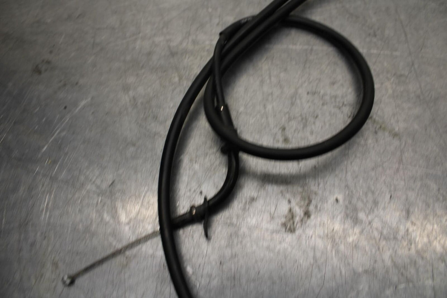 2002 Suzuki GSXR1000 THROTTLE CABLES LINES 58300-35F00 58300-35F10 BB73