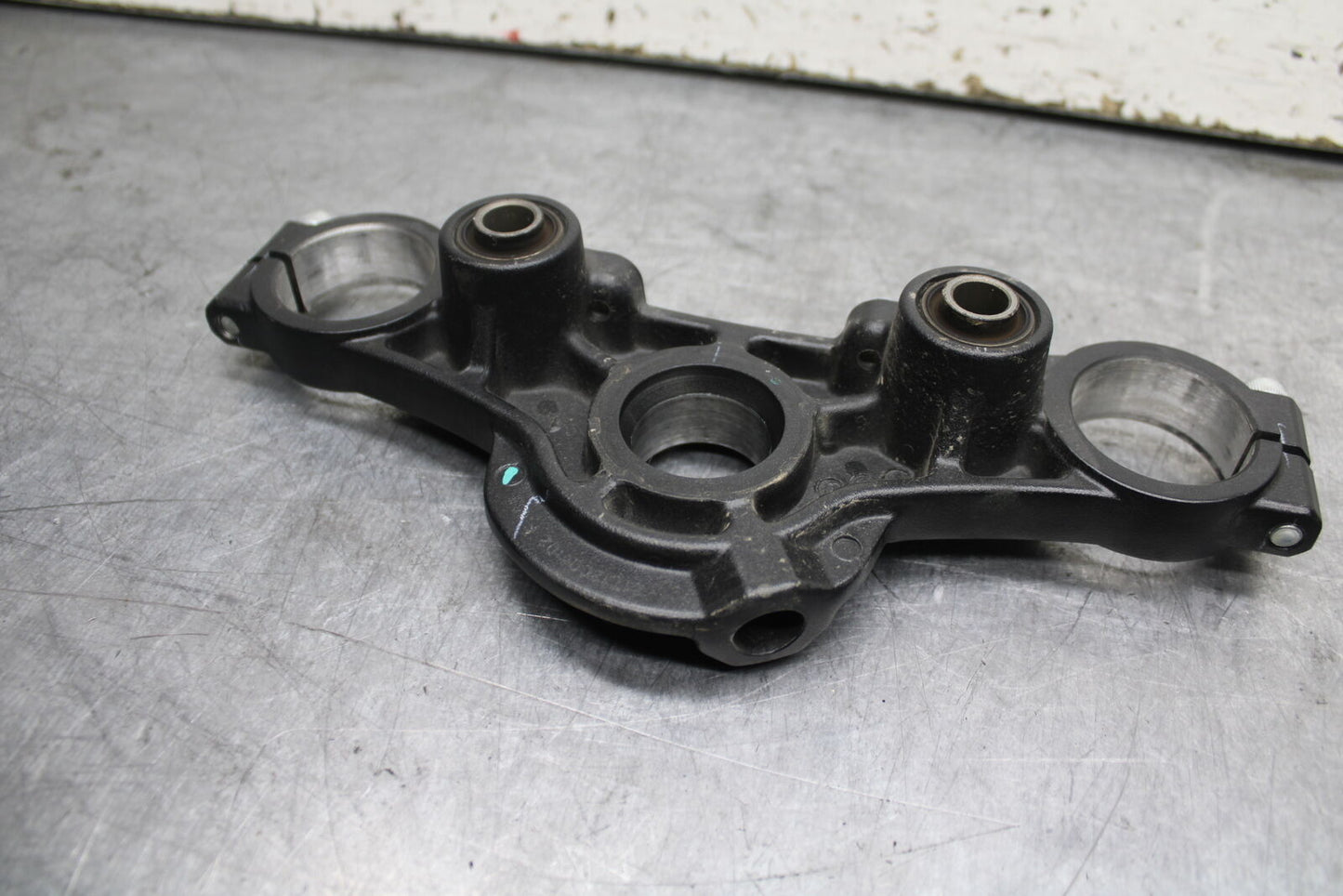 18-24 KAWASAKI NINJA 650 FORKS UPPER TRIPLE TREE CLAMP BB725