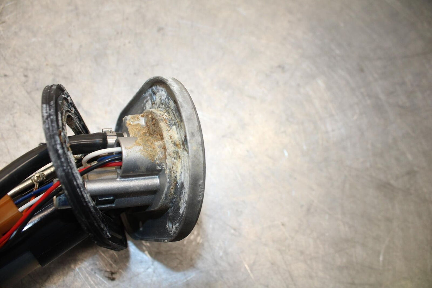 2009 Aprilia Shiver 750 SL750 FUEL PUMP GAS PETROL SENDER UNIT BB506
