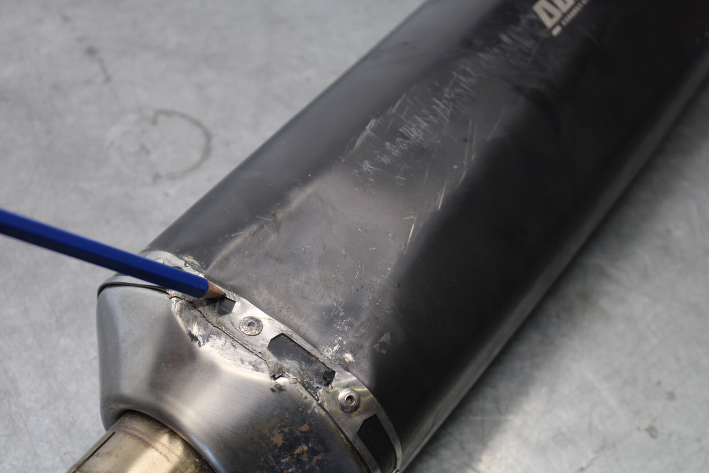 06-07 DUCATI MONSTER 695 EXHAUST PIPE MUFFLER SLIP ON CAN SILENCER BB674