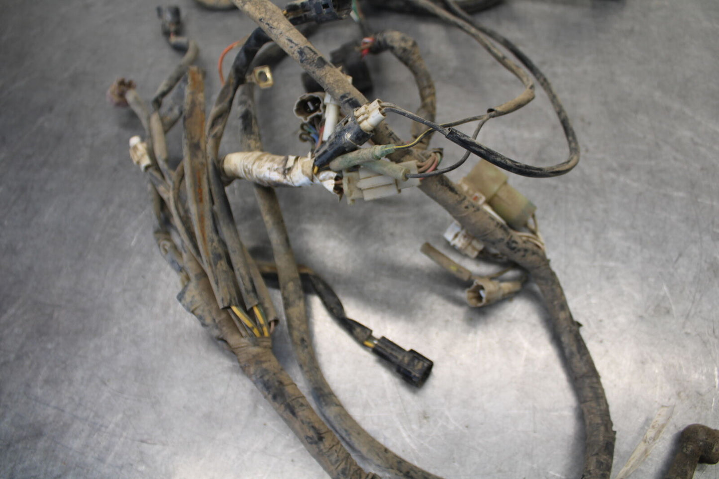 01-05 YAMAHA RAPTOR 660R MAIN ENGINE WIRING HARNESS MOTOR WIRE LOOM BB695