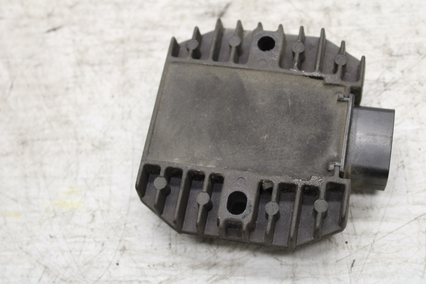 02-03 YAMAHA V STAR 1100 RECTIFIER VOLTAGE REGULATOR BB308